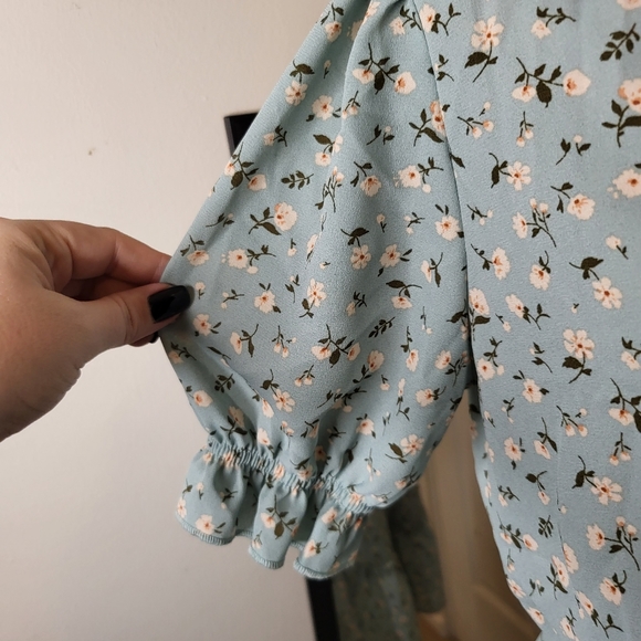 Inspired Hearts - Light Blue Floral Ruffle Dress, Size M - Picture 6 of 10